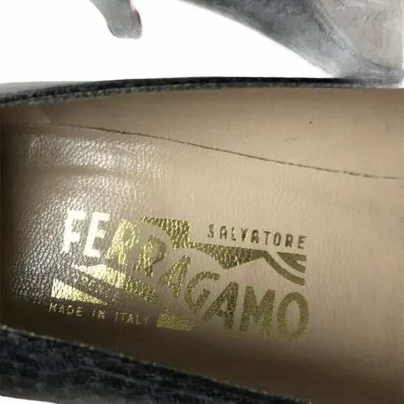 Salvatore Ferragamo Loredana Pump Black Gray 9 VTG